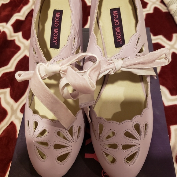 Women's Lavender Shoes - Picture 2 of 3